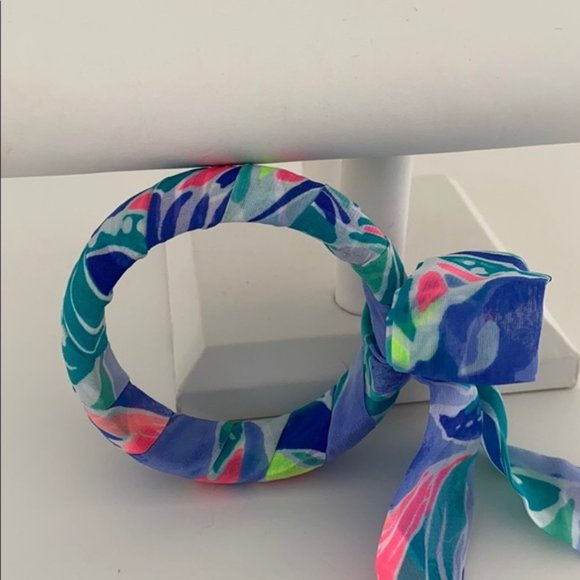 Lilly Pulitzer Bangle Bracelet - Picture 6 of 8